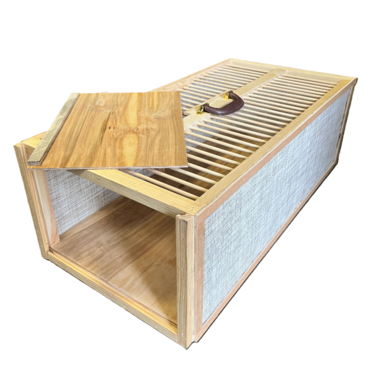 Training Basket Wood | Chicken Antibiotics